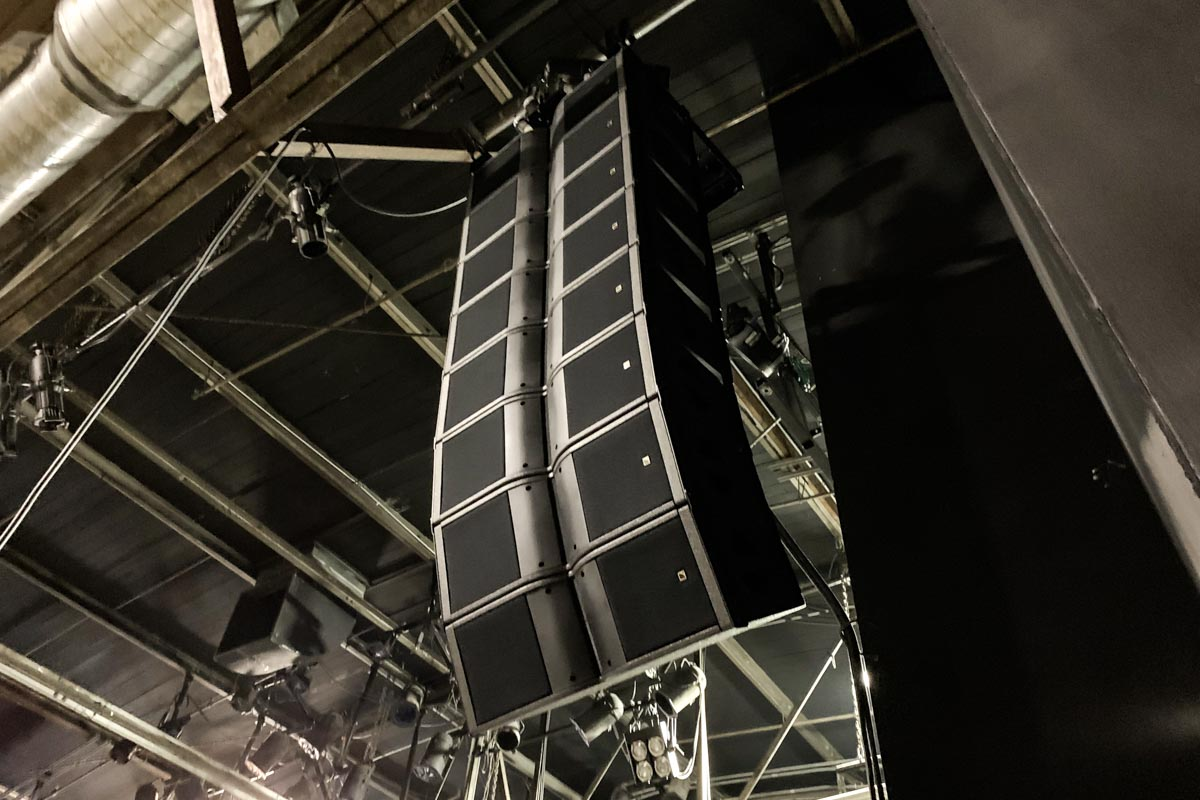 LINE ARRAY
